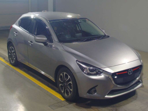 2015 Mazda Demio DJ5FS[2]