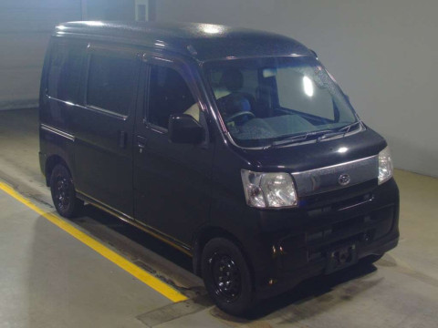 2015 Daihatsu Hijet Cargo S321V[2]