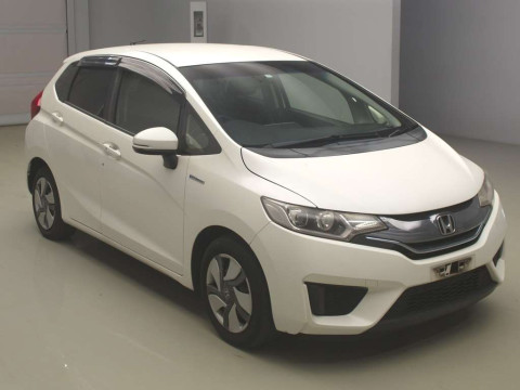 2013 Honda Fit Hybrid GP5[2]