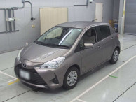 2017 Toyota Vitz