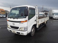 2002 Toyota Dyna Truck