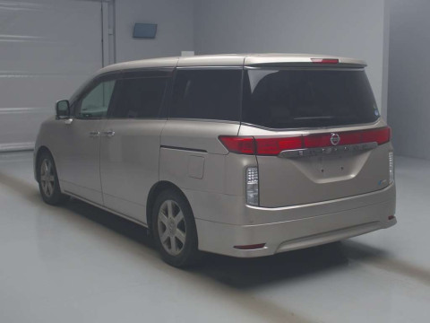 2012 Nissan Elgrand TE52[2]