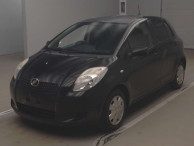 2005 Toyota Vitz