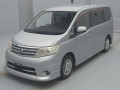 2008 Nissan Serena