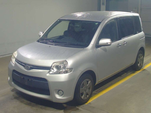 2015 Toyota Sienta NCP81G[0]