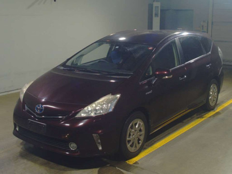 2013 Toyota Prius alpha ZVW40W[0]