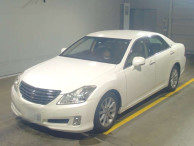 2009 Toyota Crown