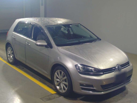 2014 Volkswagen Golf AUCPT[2]