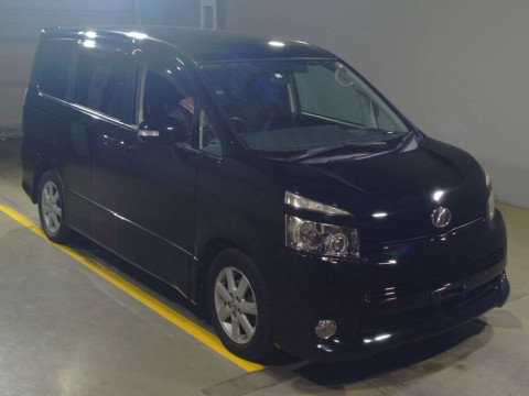 2008 Toyota Voxy ZRR70W[2]