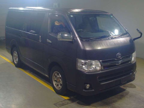 2013 Toyota Hiace Van KDH201V[2]