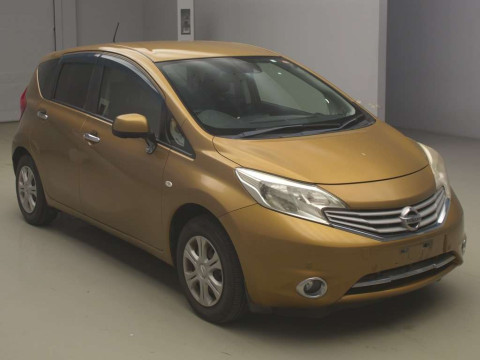 2014 Nissan Note E12[2]