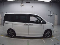 2014 Honda Step WGN Spada