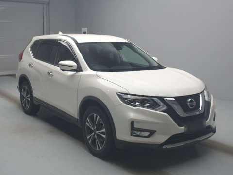 2019 Nissan X-Trail NT32[2]