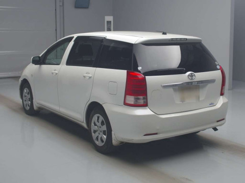 2006 Toyota Wish ZNE10G[1]