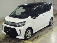 2020 Daihatsu Move Custom