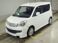 2011 Mitsubishi Delica D2