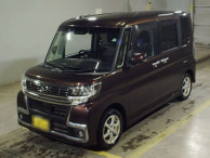 2018 Daihatsu Tanto Custom