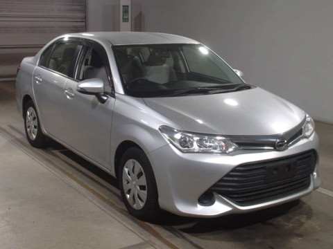 2015 Toyota Corolla Axio NRE161[1]