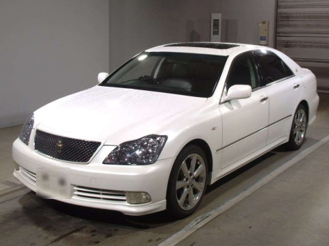 2005 Toyota Crown GRS182[0]