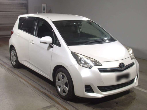 2012 Toyota Ractis NCP120[1]