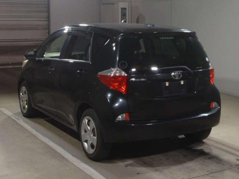 2012 Toyota Ractis NSP120[2]