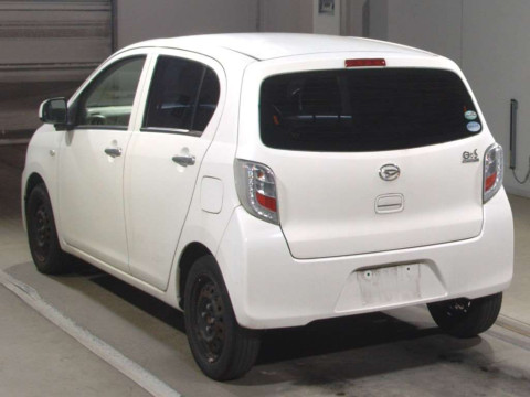 2015 Daihatsu Mira es LA300S[1]