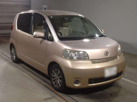 2009 Toyota Porte NNP10[1]