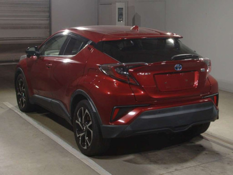 2017 Toyota C-HR ZYX10[2]