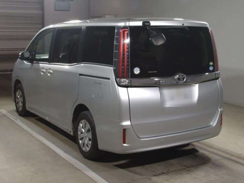 2019 Toyota Noah ZRR80G[1]