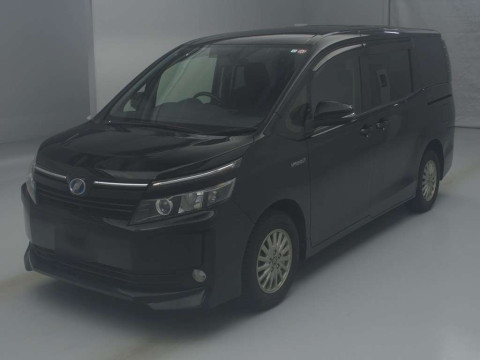 2014 Toyota Voxy ZWR80G[0]