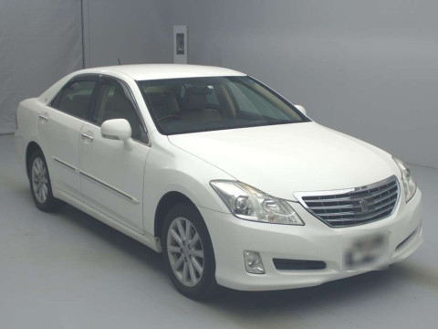 2009 Toyota Crown GRS201[0]