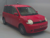 2004 Toyota Sienta