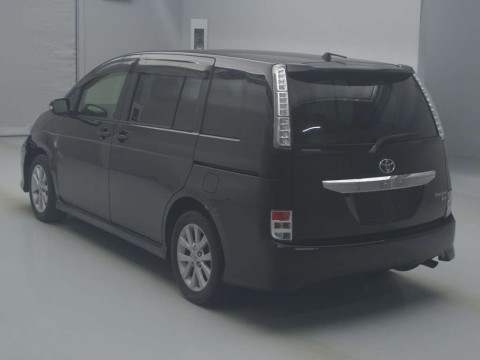 2012 Toyota Isis ZGM10W[1]