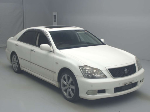 2007 Toyota Crown GRS180[0]