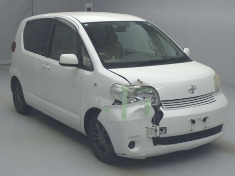 2009 Toyota Porte NNP10[0]