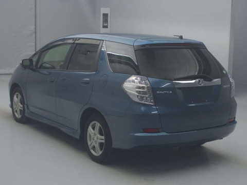 2012 Honda Fit Shuttle Hybrid GP2[1]