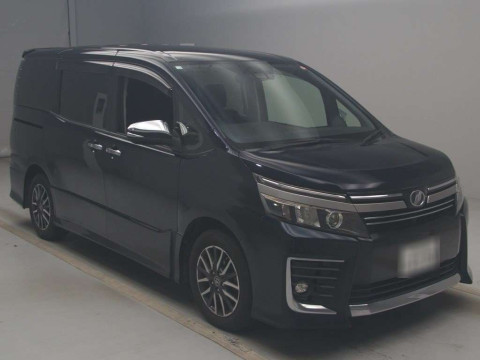 2016 Toyota Voxy ZRR80W[2]