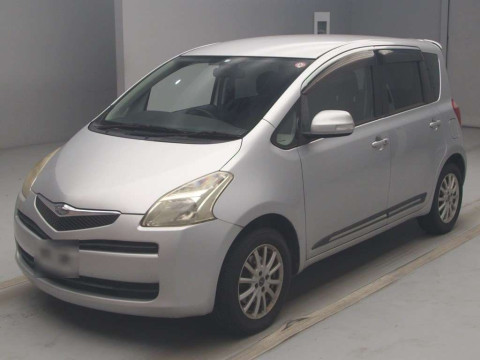 2006 Toyota Ractis NCP100[0]