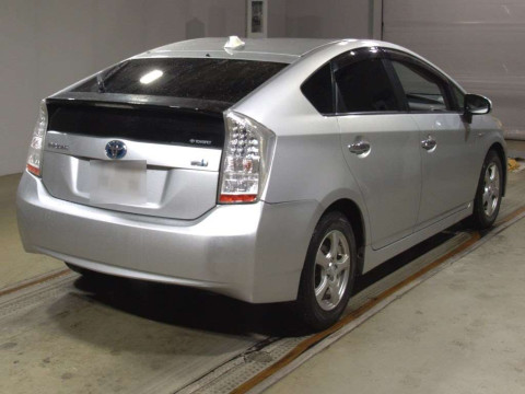 2010 Toyota Prius ZVW30[1]