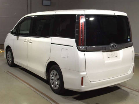 2017 Toyota Noah ZRR80G[2]