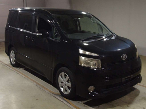 2007 Toyota Voxy ZRR70W[2]