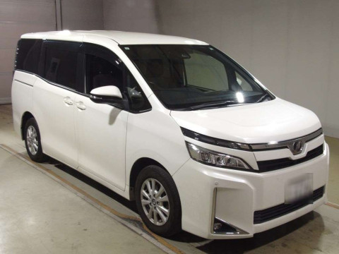 2017 Toyota Voxy ZRR80G[2]