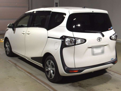 2016 Toyota Sienta NSP170G[2]