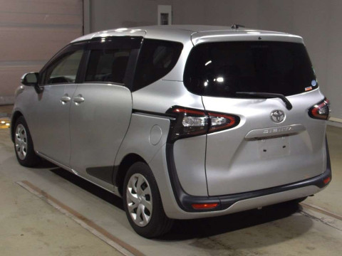 2016 Toyota Sienta NSP170G[2]