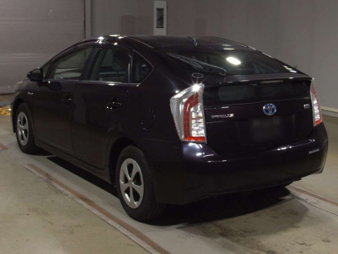 2013 Toyota Prius ZVW30[2]