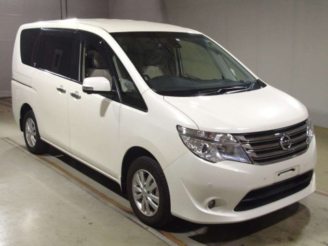 2014 Nissan Serena NC26[1]