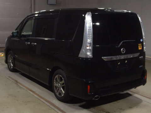 2013 Nissan Serena HC26[2]