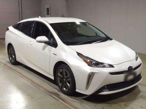 2020 Toyota Prius ZVW55[1]