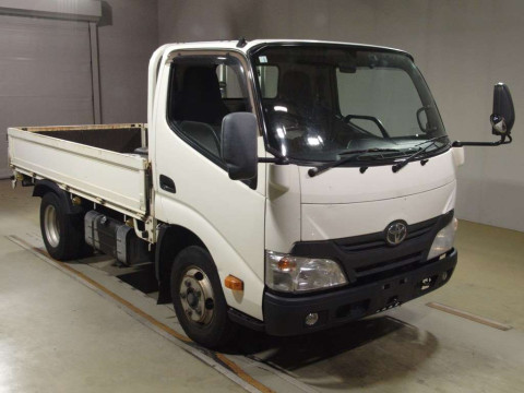 2013 Toyota Dyna Truck XZC605[0]