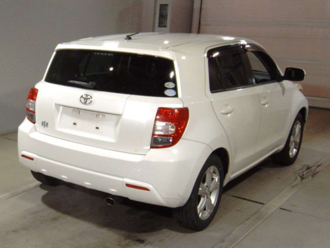 2010 Toyota IST NCP110[1]